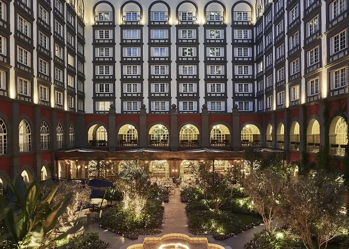 Four Seasons Hotel