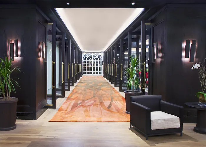 Four Seasons Отель 5*